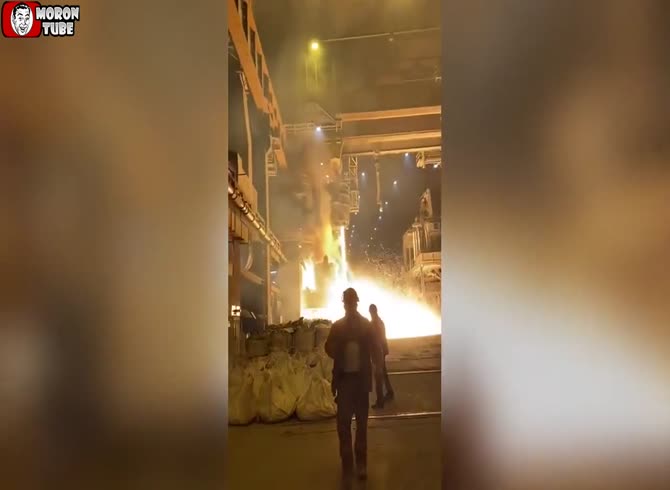Video :A German steel factory incident